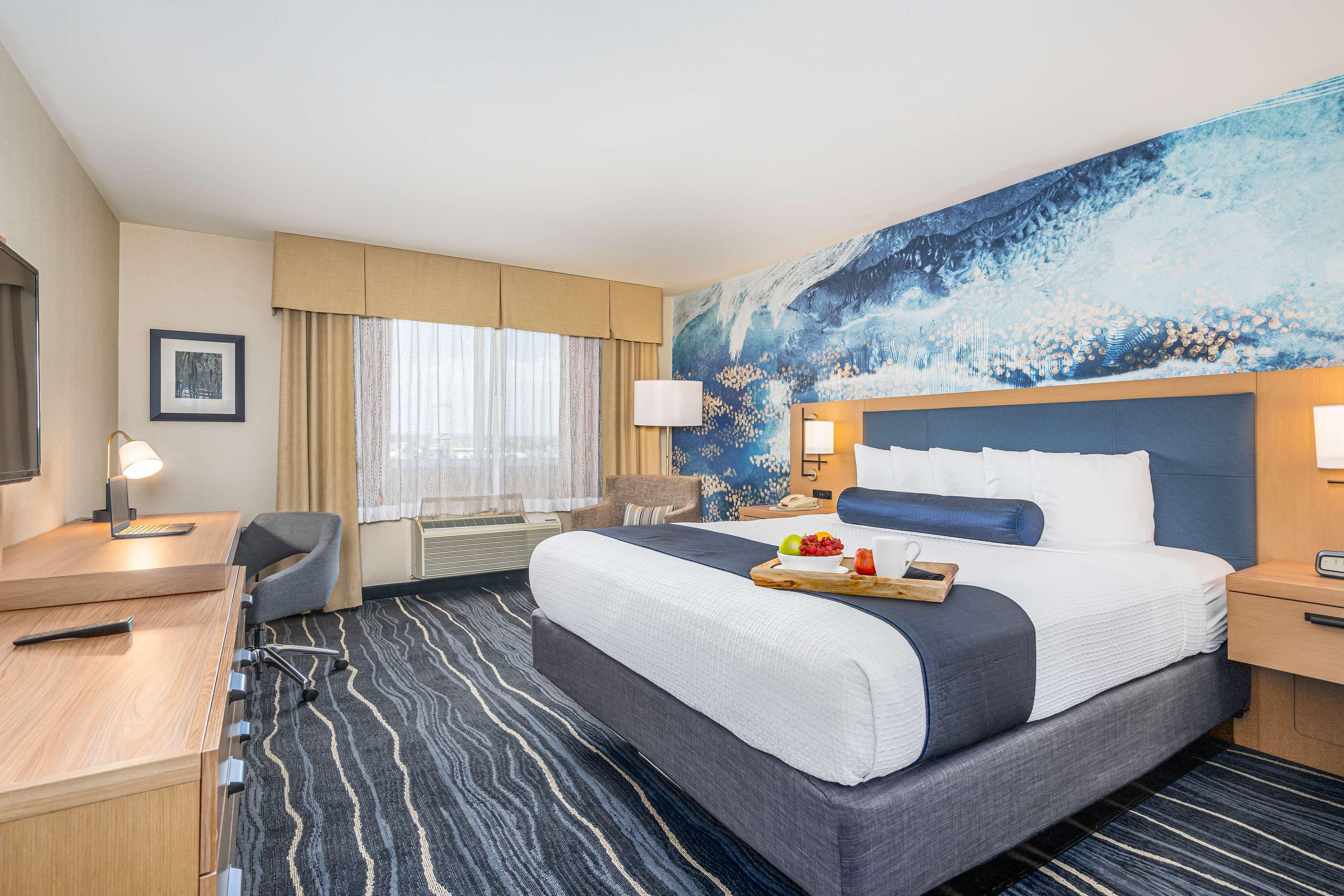 Best Western Plus Marina Gateway Hotel National City Luaran gambar