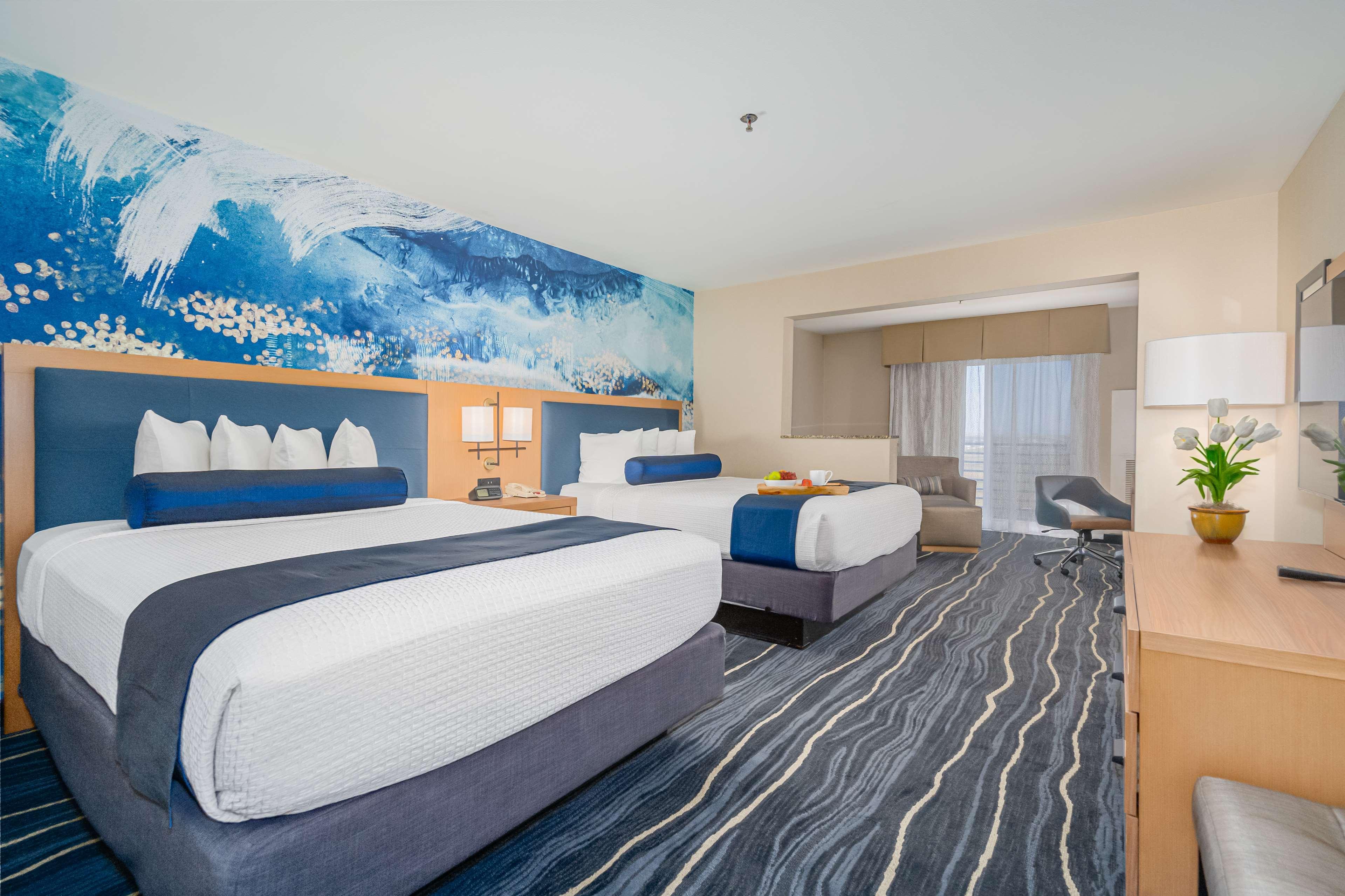 Best Western Plus Marina Gateway Hotel National City Luaran gambar
